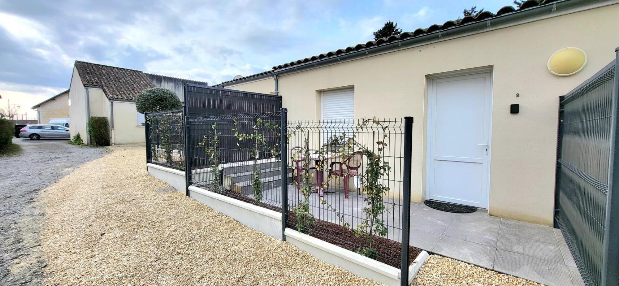 Residences Les Sansonnets "Appartements & Studios" โจนแซค ภายนอก รูปภาพ