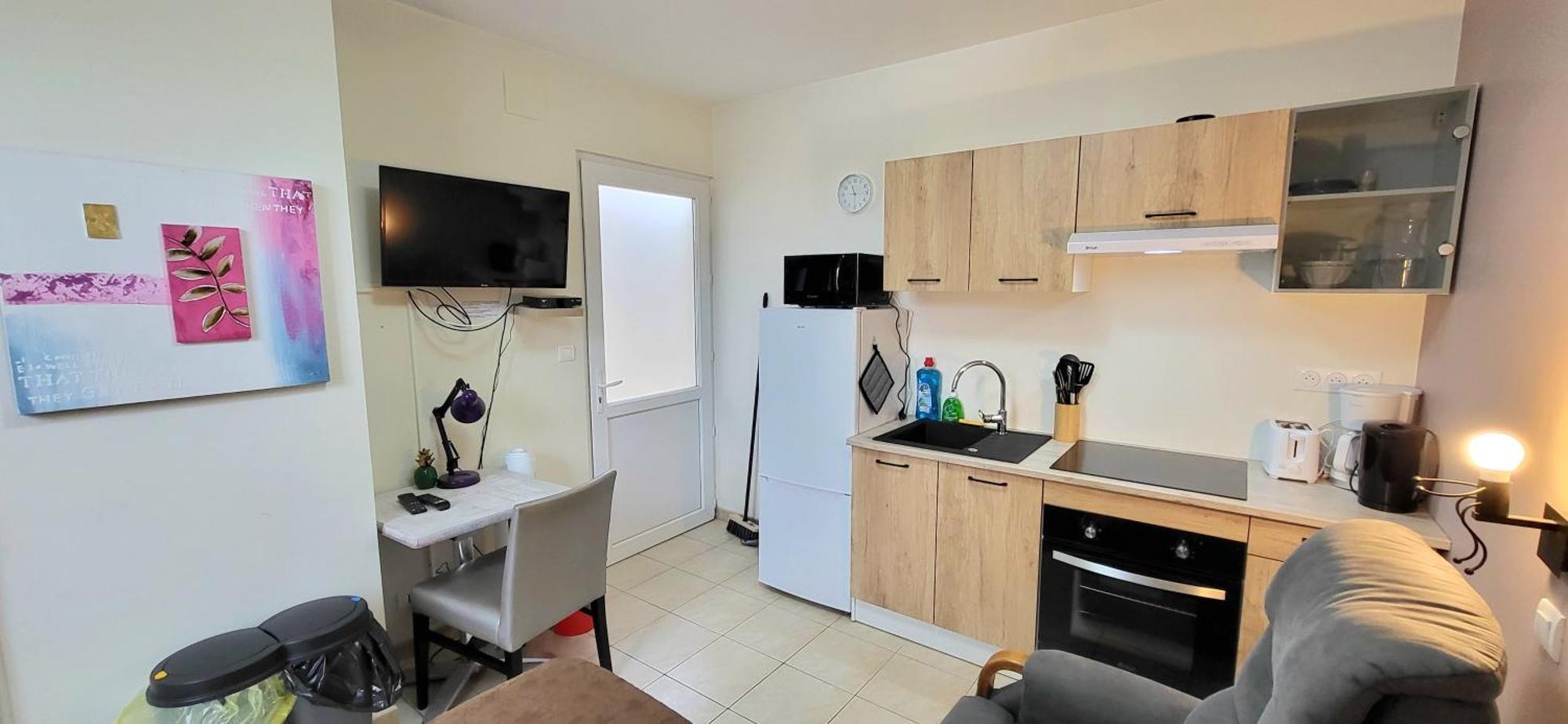 Residences Les Sansonnets "Appartements & Studios" โจนแซค ภายนอก รูปภาพ