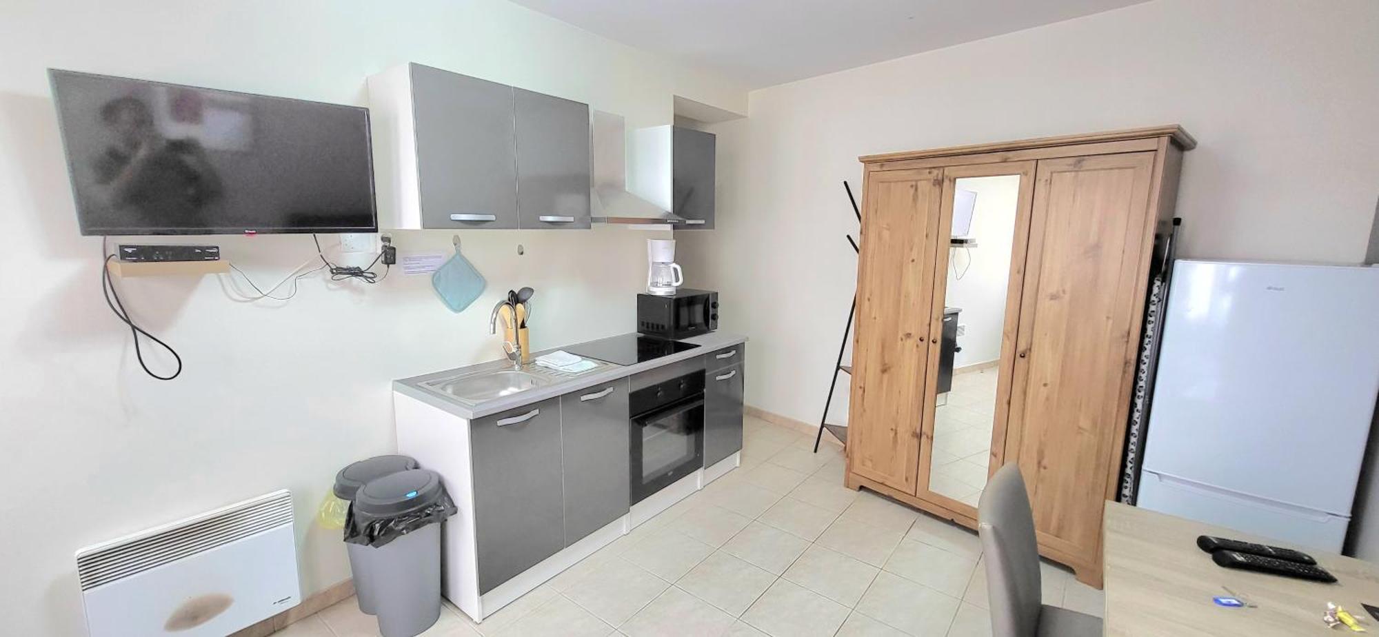 Residences Les Sansonnets "Appartements & Studios" โจนแซค ภายนอก รูปภาพ